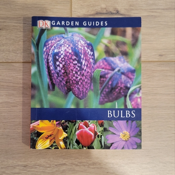 Garden guides bulbs book - Picture 1 of 3